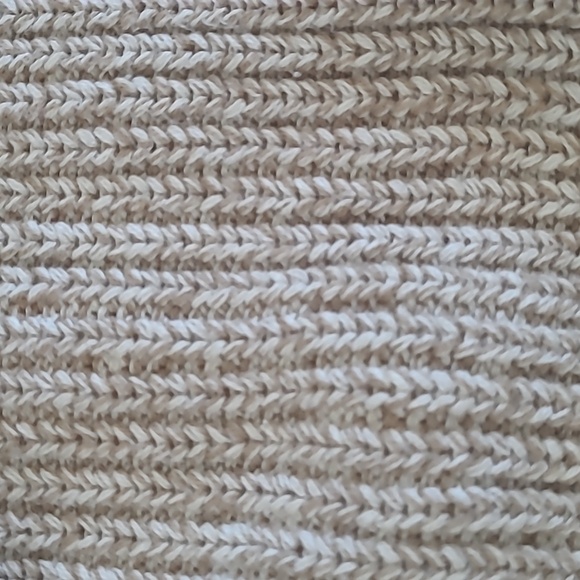 THE GREAT PLAINS 100% COTTON HENLEY SWEATER - Picture 2 of 6